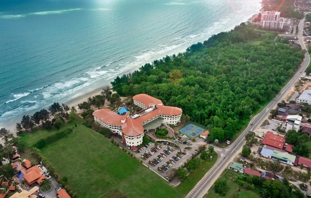 Swiss-Garden Beach Resort, Kuantan Exterior photo